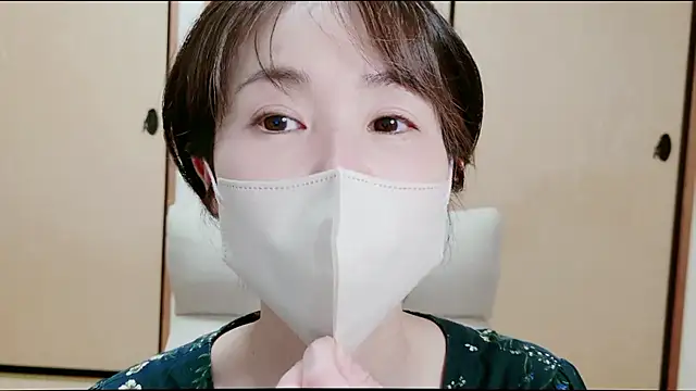 Snapshot of xxArisaxx chatting on April 2, 2026, 1:07 pm xxArisaxx online show from April 2, 2026, 1:07 pm