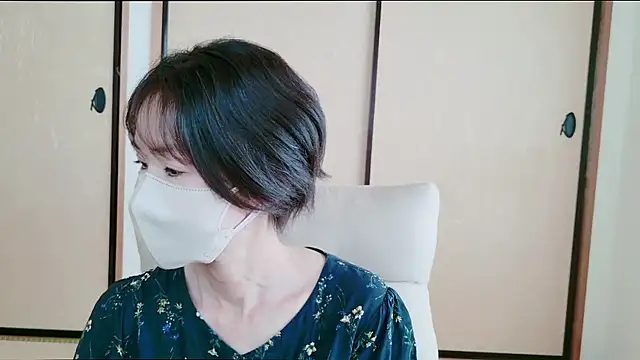 Snapshot of xxArisaxx chatting on April 14, 2026, 5:45 am xxArisaxx online show from April 14, 2026, 5:45 am