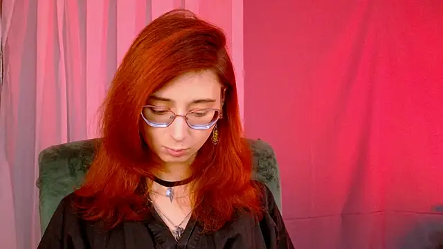 Orianna Fox online show from September 24, 2025, 2:23 pm