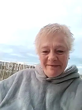Snapshot of SoDi_Love chatting on January 2, 2025, 4:24 pm SoDi Love online show from January 2, 2025, 4:24 pm