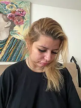 AllysonK online show from June 24, 2026, 10:14 am