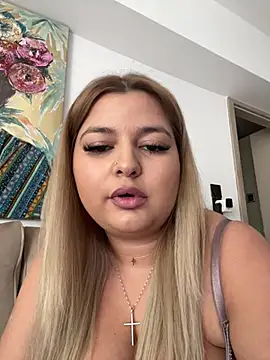 Snapshot of AllysonK chatting on March 9, 2025, 11:03 am AllysonK online show from March 9, 2025, 11:03 am