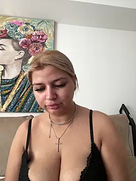 AllysonK online show from July 1, 2026, 9:31 am