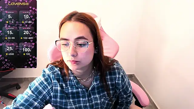 Snapshot of maryluna95 chatting on January 31, 2025, 4:03 am maryluna95 online show from January 31, 2025, 4:03 am