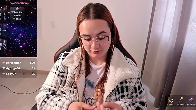 Snapshot of maryluna95 chatting on November 13, 2025, 6:01 pm maryluna95 online show from November 13, 2025, 6:01 pm