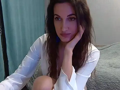 Snapshot of Bany_Brandy chatting on April 15, 2026, 9:48 pm Bany Brandy online show from April 15, 2026, 9:48 pm