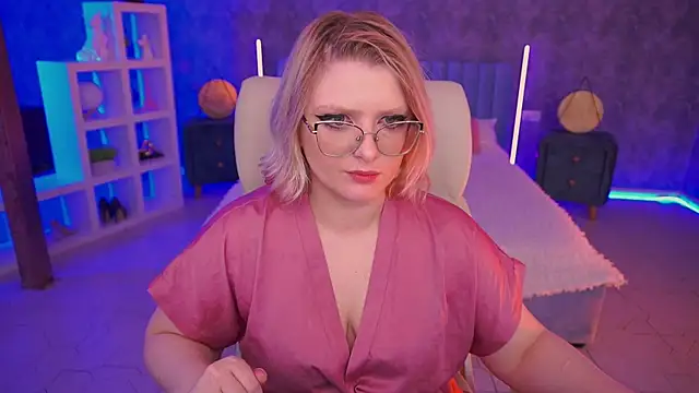 CoolTatis online show from June 27, 2026, 6:08 am