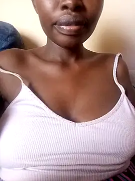 zainabsmile online show from February 25, 2026, 10:59 am