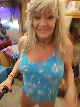 annika lately online show from June 26, 2026, 6:03 pm
