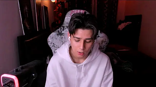 Foxicfu online show from March 31, 2026, 2:08 pm