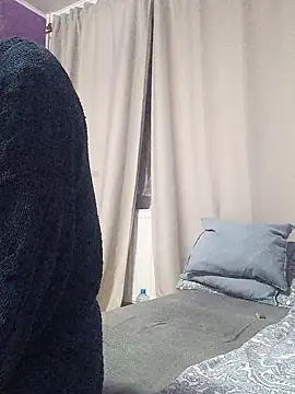 BritneyHudson online show from October 14, 2025, 1:06 am