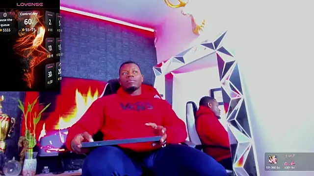 Snapshot of tommike chatting on March 18, 2026, 3:31 am tommike online show from March 18, 2026, 3:31 am