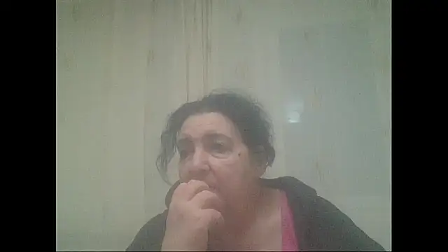 Snapshot of maturekorine chatting on April 23, 2026, 6:20 pm maturekorine online show from April 23, 2026, 6:20 pm