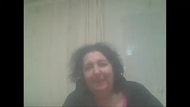 Snapshot of maturekorine chatting on April 21, 2026, 6:36 pm maturekorine online show from April 21, 2026, 6:36 pm