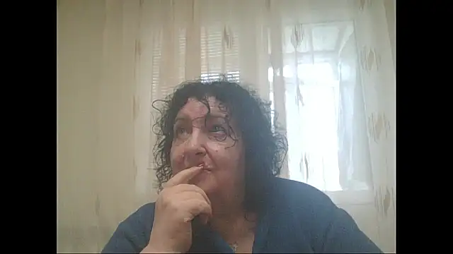 Snapshot of maturekorine chatting on May 9, 2026, 2:20 pm maturekorine online show from May 9, 2026, 2:20 pm