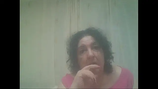 Snapshot of maturekorine chatting on April 18, 2026, 5:15 pm maturekorine online show from April 18, 2026, 5:15 pm