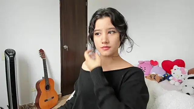 Snapshot of Eli_dl chatting on December 5, 2025, 12:37 pm Eli dl online show from December 5, 2025, 12:37 pm