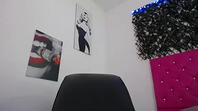 Snapshot of michel_cardona chatting on January 23, 2025, 12:09 pm michel cardona online show from January 23, 2025, 12:09 pm