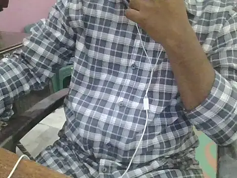 Snapshot of ITGuyhyd chatting on November 29, 2025, 9:42 am ITGuyhyd online show from November 29, 2025, 9:42 am