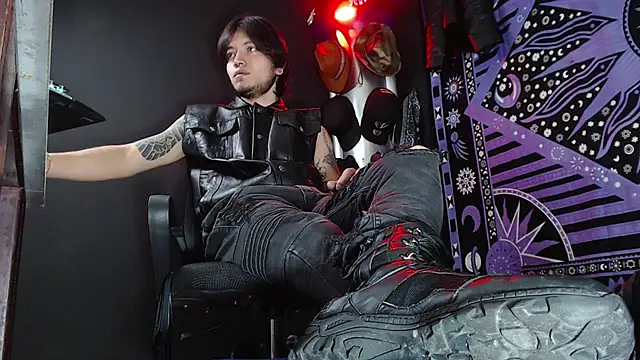 Snapshot of Dicaprioo_ chatting on March 10, 2025, 3:09 pm Dicaprioo online show from March 10, 2025, 3:09 pm