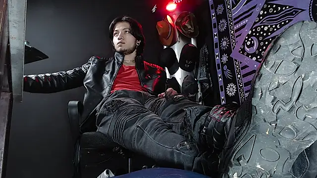 Snapshot of Dicaprioo_ chatting on March 8, 2025, 7:42 pm Dicaprioo online show from March 8, 2025, 7:42 pm