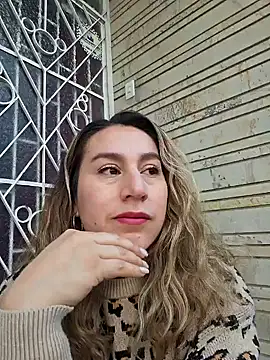 RubbyTaylor online show from October 18, 2025, 11:12 am