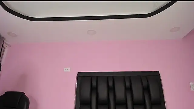 Snapshot of Elsalombardi_ chatting on February 26, 2025, 10:38 am Elsalombardi online show from February 26, 2025, 10:38 am