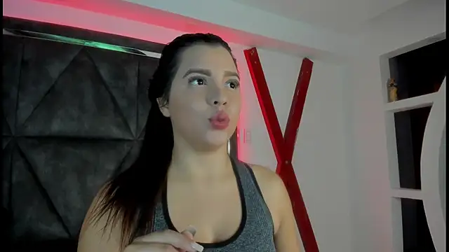 Elsalombardi  online show from November 14, 2025, 12:20 pm