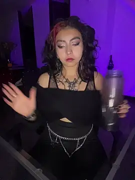 Snapshot of _Gothiccbitch_ chatting on November 20, 2025, 7:20 am Gothiccbitch online show from November 20, 2025, 7:20 am