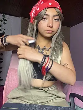 Snapshot of _Gothiccbitch_ chatting on January 11, 2025, 6:14 am Gothiccbitch online show from January 11, 2025, 6:14 am