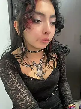 Snapshot of _Gothiccbitch_ chatting on December 21, 2024, 1:10 pm Gothiccbitch online show from December 21, 2024, 1:10 pm