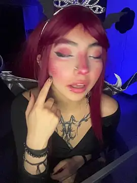 Snapshot of _Gothiccbitch_ chatting on October 29, 2025, 4:55 am Gothiccbitch online show from October 29, 2025, 4:55 am