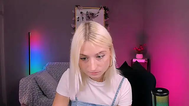 melisa white1 online show from September 10, 2025, 7:02 pm