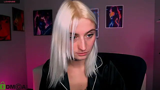 melisa white1 online show from October 14, 2025, 7:36 pm