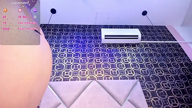 CherryBlossom23 online show from September 10, 2025, 1:15 am