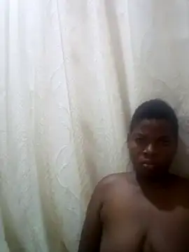 Snapshot of Russell_hun chatting on January 29, 2025, 3:01 am Russell hun online show from January 29, 2025, 3:01 am