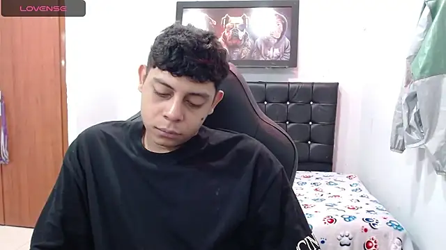 Snapshot of Wiiliam_20 chatting on February 19, 2025, 1:06 pm Wiiliam 20 online show from February 19, 2025, 1:06 pm