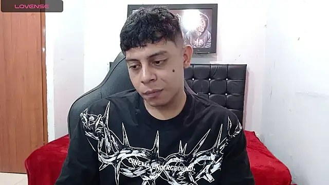 Snapshot of Wiiliam_20 chatting on February 26, 2025, 2:59 pm Wiiliam 20 online show from February 26, 2025, 2:59 pm