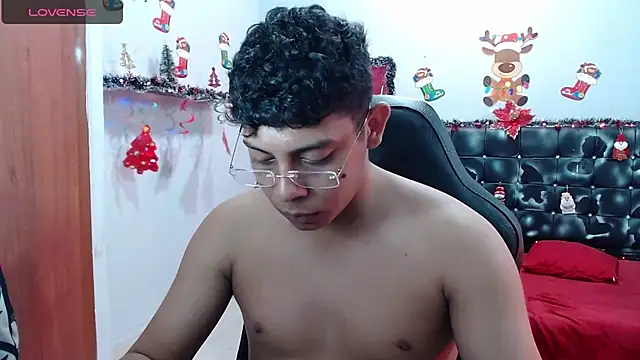 Snapshot of Wiiliam_20 chatting on December 12, 2024, 3:59 pm Wiiliam 20 online show from December 12, 2024, 3:59 pm