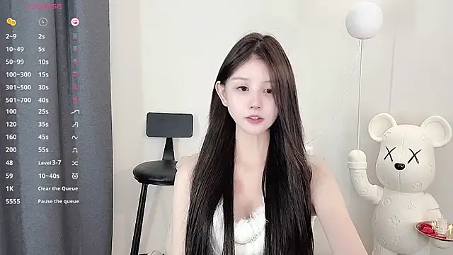 omaiiil online show from December 14, 2024, 8:51 pm