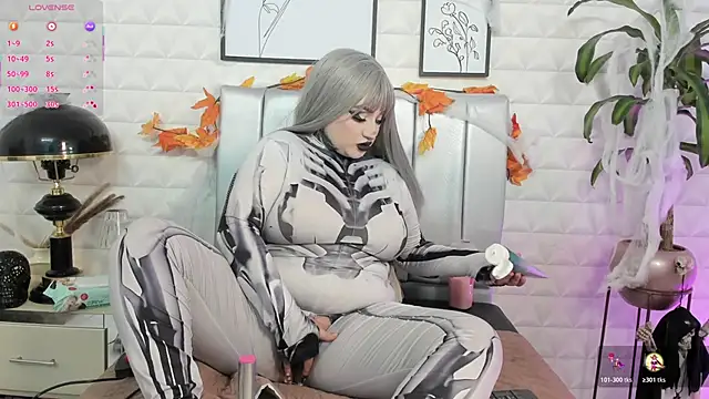 bella-green online show from October 29, 2025, 7:13 pm