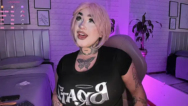 bella-green online show from November 6, 2025, 7:07 pm