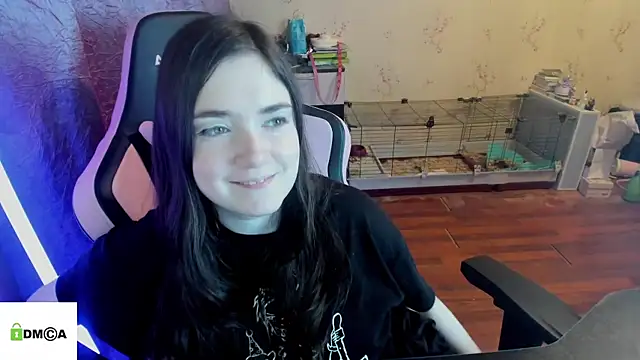 Snapshot of Crazy_forest_fairy chatting on April 26, 2026, 9:34 pm Crazy forest fairy online show from April 26, 2026, 9:34 pm