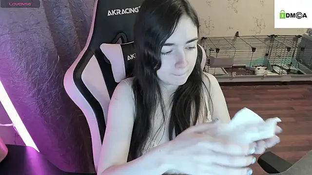 Crazy forest fairy online show from January 10, 2025, 9:20 pm