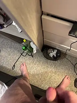 Snapshot of Rafal555578 chatting on February 5, 2026, 7:10 pm Rafal555578 online show from February 5, 2026, 7:10 pm