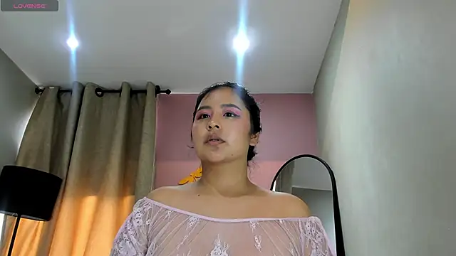 Snapshot of _alaiasmile_ chatting on March 7, 2025, 6:11 pm alaiasmile online show from March 7, 2025, 6:11 pm