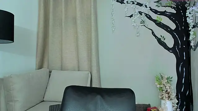 Snapshot of _alaiasmile_ chatting on October 1, 2025, 7:18 pm alaiasmile online show from October 1, 2025, 7:18 pm