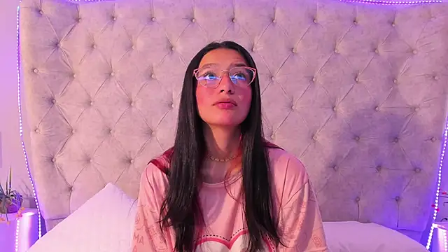 dafne bss online show from April 11, 2026, 5:04 am