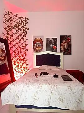 Snapshot of ARTHUR_MINI chatting on October 8, 2025, 1:07 am ARTHUR MINI online show from October 8, 2025, 1:07 am
