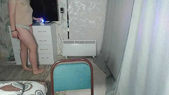 Snapshot of MelissaXKinky chatting on February 17, 2025, 6:50 pm MelissaXKinky online show from February 17, 2025, 6:50 pm